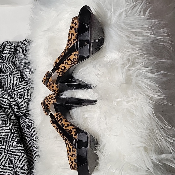 Heels - Picture 13 of 13